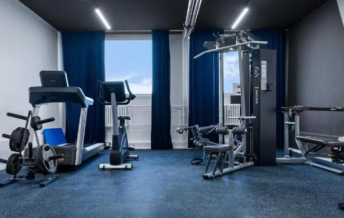 Private Garden 2br For Business & Leisure, Free Parking & Gym, By Live-inn 2 Apartment